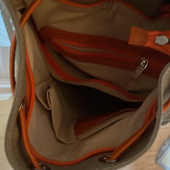 Genuine pebbled leather backpack - Picture 6 of 8